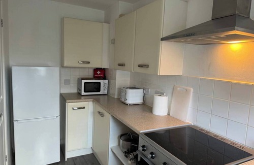 Radbourne House | Derby House- 2 Bedrooms-Free Parking- Tv and Wifi