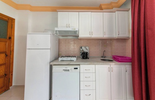 Icmeler Apartment | Dere Daire 4 Icmeler Daily Weekly Rentals