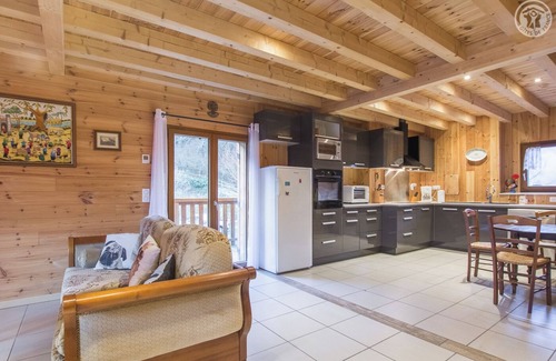 Saint-Leger House | DES PINTAVINS - SAINT LEGER