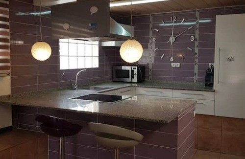 Canoves Apartment | Desconexión y Tranquilidad