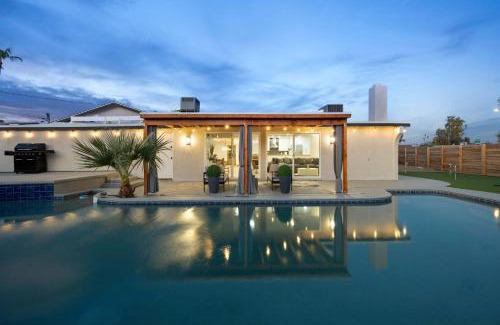 Pointe Scottsdale House | Desert Dreaming - Old Town Spa Pool & Putt