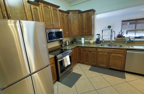 Tucson House | Desert Hills Fun Home! Pool/Spa/6Bedroom/8Bed/Movie Theater Sleeps 15 people