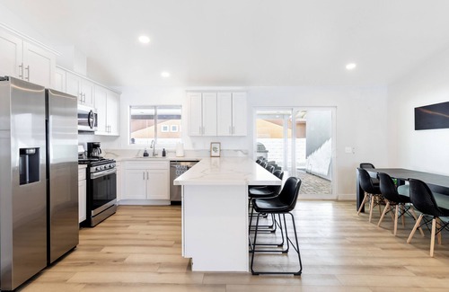 Indio House | Desert Lux Oasis All King Beds