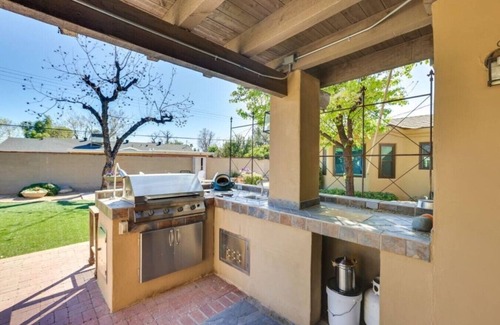 Camelback East House | Desert Oasis: 5BR Home with Pool & Firepit