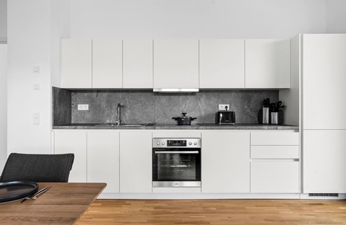 Boeblingen Apartment | Design 3 Room Apart. ALESSI I Family I Centre I Mercedes US Army I AC on demand