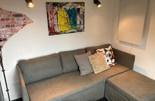 Municipality of Bunschoten Apartment | Design BB Bed&Bike holiday cottage Tiny Home in Spakenburg