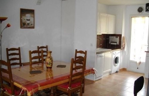 Narbonne-Plage Apartment | Designer apartment located in DRC NARBONNE-PLAGE (FRANCE) from 4 to 6 people