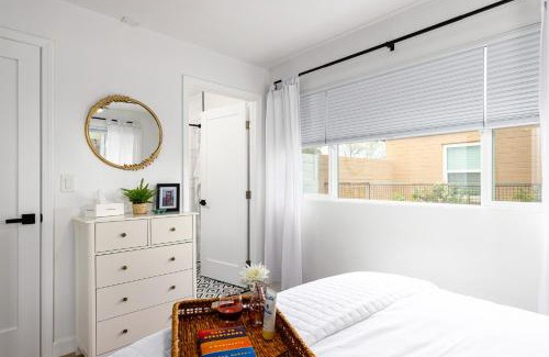 Poets Square House | Designer Home with Guest House, Pool, Hot Tub
