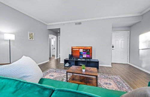 Fossil Creek Apartment | Designer Space 2 Beds, 2 Baths Pool