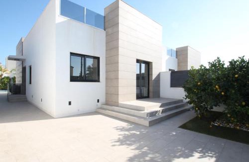 La Siesta Villa | Designer Villa with pool