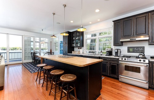 Gregory House | Designers Home on All Sports North Lake Near Ann Arbor
