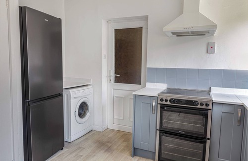 Macclesfield House | Desirable Homely Retreat