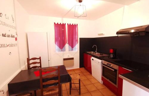 Trilla House | Desix