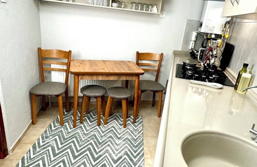 Canakkale House | Detached Duplex House in the City Center