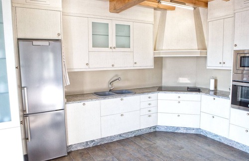 Valdovino House | Detached house in Pazo Gallego near the beach (Casa dos Arcos)