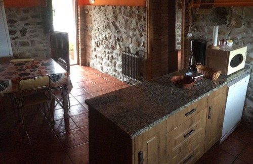 San Pedro de la Ribera House | Detached house, parking and farm