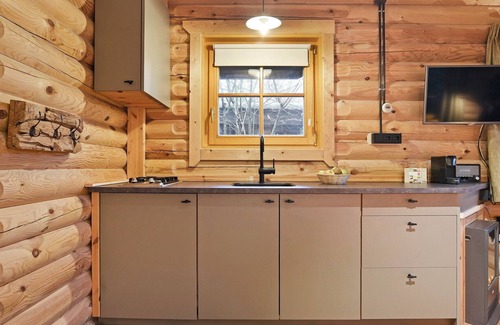 Westelbeers Cottage | Detached log cabin for 2 people