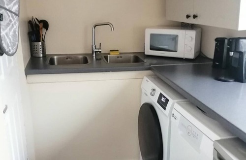 Sherwood Forest Apartment | Detached Romantic Studio near Sherwood Forest. Dog and Disabled Friendly