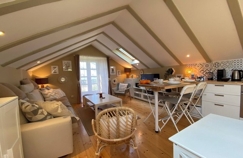 Mocici Villa | Detached villa and studio with private pool and panoramic sea-view terrace.