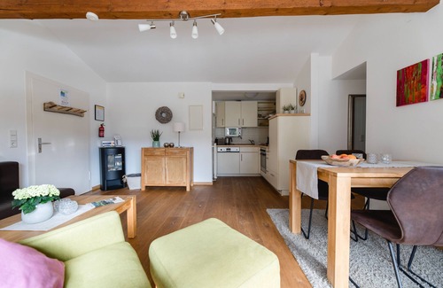 Eslohe House | Detached villa right on the edge in southern slopes with Aussensaunacota