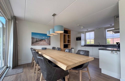 Colijnsplaat Villa | Detached wellness villa with spa bath and sauna