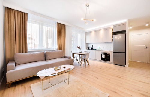 Grochow Apartment | Develia Mała Praga Luxury Apartment