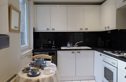 Levenmouth Cottage | Dewars Rest - an apartment that sleeps 3 guests in 2 bedrooms