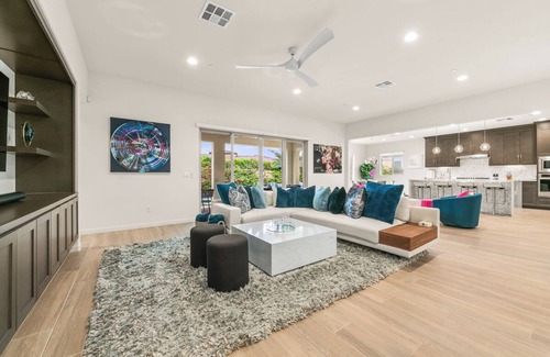 Carmela House | Dezert Joy by VARE | Pool+Spa, BBQ, Fire Pit, Pool Table!