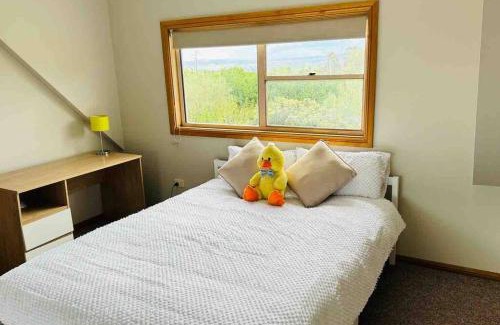 Raglan Villa | Dhanda Farm Bathurst