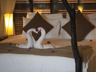 Grand Anse Hotel | Dhevatara Beach Hotel