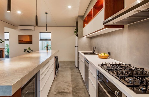 Dunsborough House | "Diamante" a brand new 3 bedroom 2 bathroom house in the heart of Dunsborough!