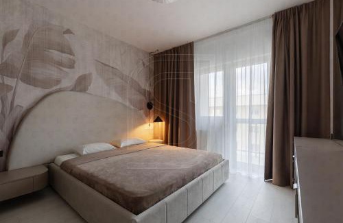 Sector 4 Apartment | Diamond by Kristal Collection