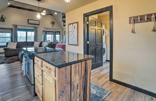 Diamond City Apartment | Diamond City Studio Cabin on Bull Shoals Lake