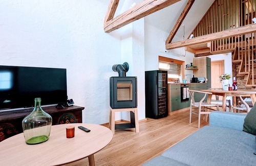 Stainz Ski Chalet | dieKELLERSTÖCKL - typical styrian chalet in the Schilcher wine region