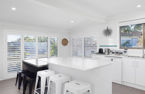 Tanilba Bay House | Diggers Drive No 11 Tanilba Bay - the perfect place for a quiet family escape