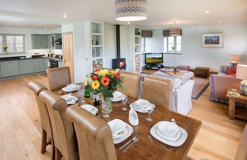 Galashiels House | DIGNITY - Beautiful Barn Conversion in Idyllic Countryside with Hot Tub