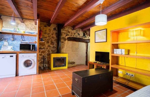 La Cuevarruz Apartment | Dimon - Double Apartment