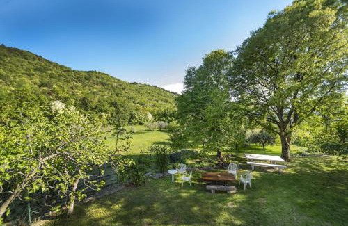 Caprino Veronese House | Dimora Forte San Marco - rustico con giardino