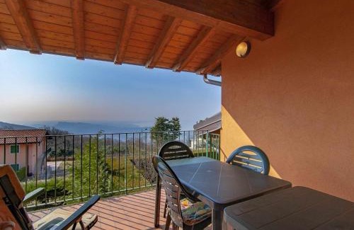 San Zeno di Montagna Apartment | Dimora Miralago - vista panoramica sul lago, Wifi