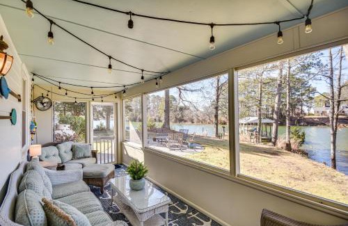 Reedville House | Dine Al Fresco Reedville Home with Dock