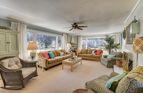 Reedville House | Dine Al Fresco Reedville Home with Dock