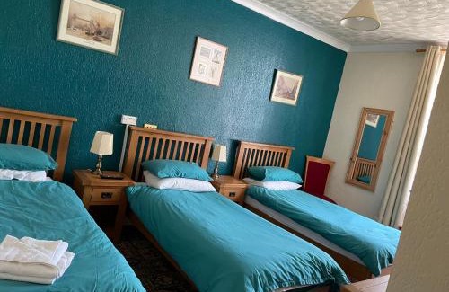 Amlwch Hotel | Dinorben Arms Hotel