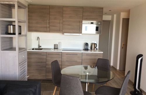 Cap d'Agde Apartment | Direct access sea-view beach-Belle exceptional earthworks WIFI-Redone Nine