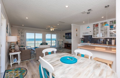 Vilano Beach Cottage | Directly on one of Florida's Best Beaches! Vilano Bch. Oceanfront, St. Augustine