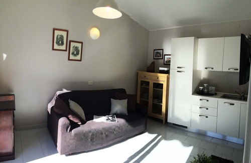 Idro Apartment | Directly on the lake with terrace