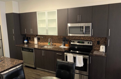 Radnor - Fort Myer Heights Apartment | Discounted NEW Listing in Arlington, VA near metro 1- free parking included