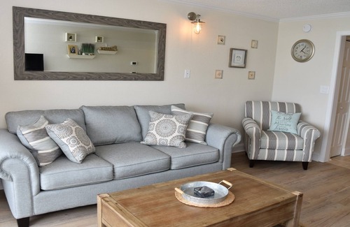 Litchfield by the Sea Condo | DISCOUNTED RATES FOR SUMMER! DON'T MISS IT! BOOK NOW!