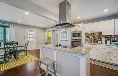 Paver Park House | Discover Hacienda del Sol - Dog-Friendly, Downtown