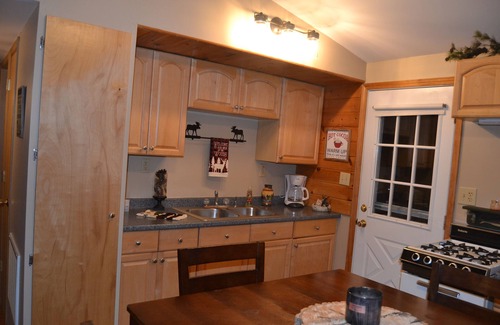 Newberry Cabin | Discover the splendor of the Upper Peninsula and all it has to offer!