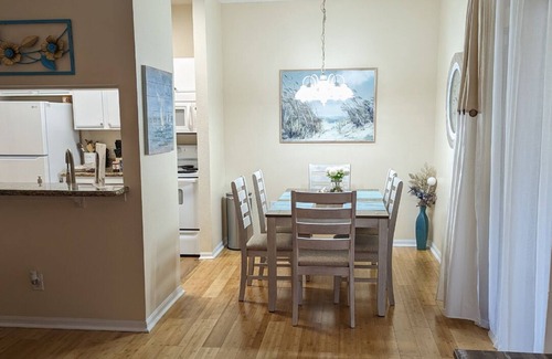 Clearwater Condo | Discover the tranquility of charming ground floor Avalon Condo Clearwater Beach